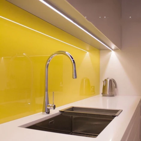 Линейный светильник светодиодный Reluce 54002-9.5-001QL 4000K LED9W WT