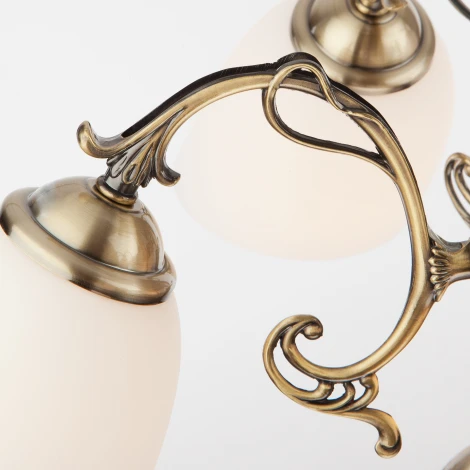 Потолочная люстра Eurosvet 22010 22010/6+2 античная бронза