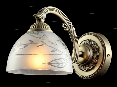 Бра Maytoni Classic 9 CL1015-01-R