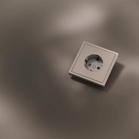 Накладка для розетки с заземлением и защитными шторками (платина) Voltum S70 Metal VLSM000710