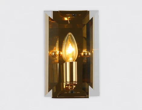 Настенный светильник Ambrella TRADITIONAL TR5157 (220V, хрусталь, выключатель)