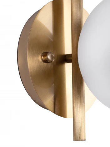 Настенный светильник MyFar Francis MR2070-1W (220V, шар)