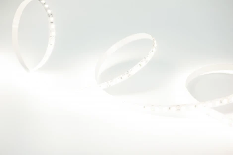 Светодиодная лента 10Вт/м 12В 5м LEDS POWER 008639