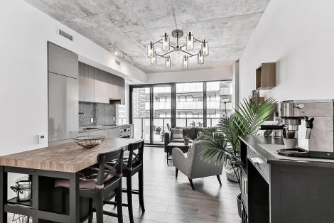 Потолочная люстра на штанге Escada 1115/8PL (220V)