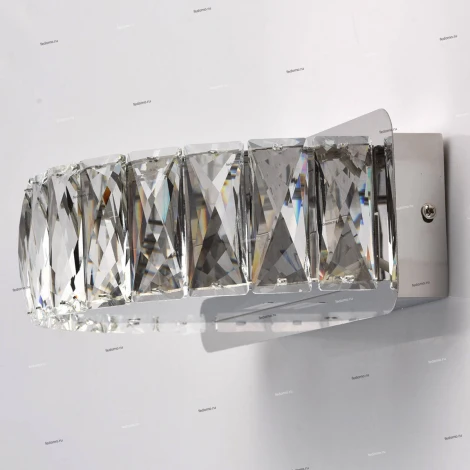 Настенный светильник Chiaro Гослар 498023001