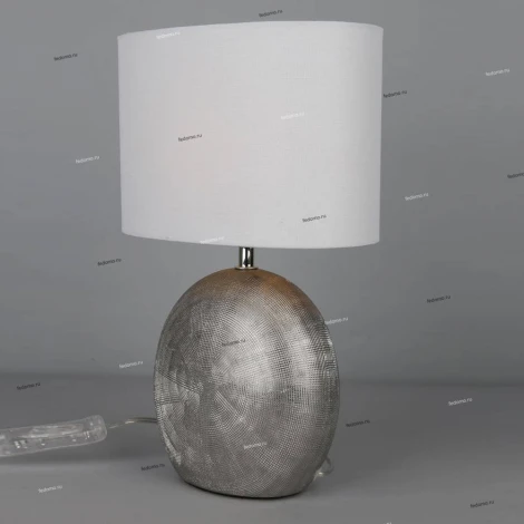 Интерьерная настольная лампа Omnilux Valois OML-82304-01