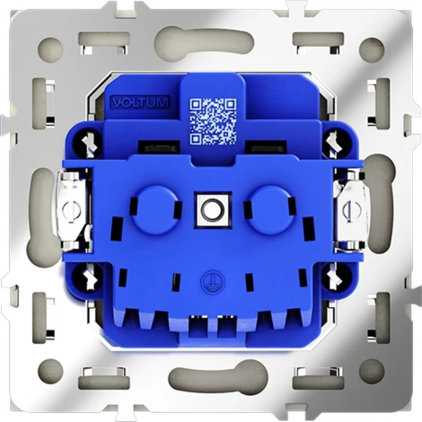 Розетка с заземлением и шторками (шелк) Voltum S70 VLS040204