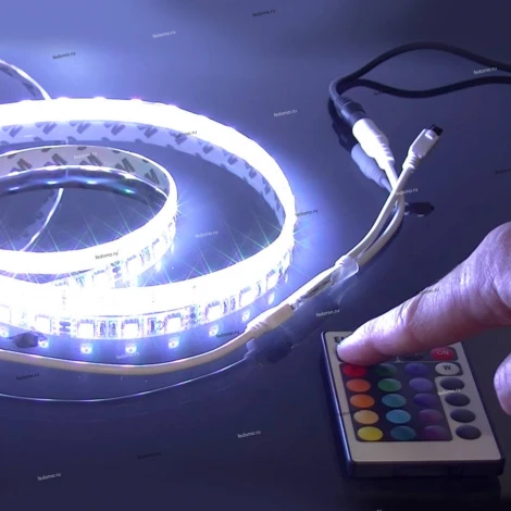 Светодиодная лента Elektrostandard 12V 14,4W 60Led 5050 IP65 RGB, 5м