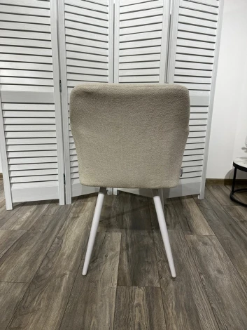Стул M-City BRANDY WZ2042-01 молочный/ белый каркас