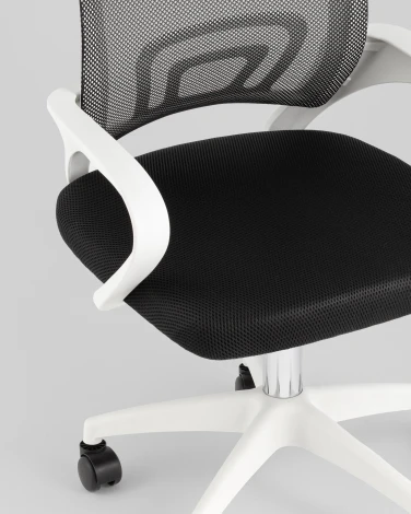 Кресло офисное TopChairs Simple SN черный пластик белый TopChairs УТ000042082