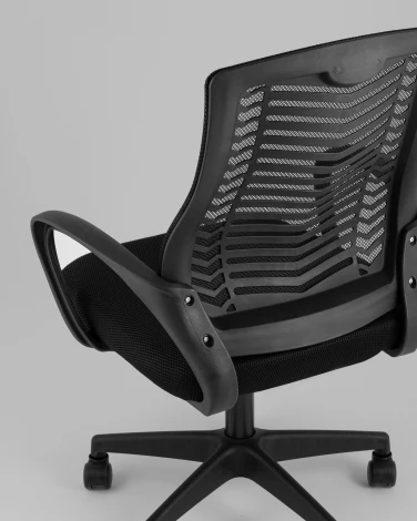 Кресло офисное TopChairs 2567 чёрный TopChairs УТ000043122