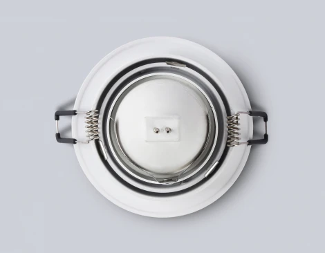 Встраиваемый точечный светильник Ambrella Techno Spot TN102822 (220V, круглые)