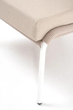 "Милан" кресло плетеное из роупа, каркас алюминий белый муар, роуп бежевый круглый, ткань бежевая 035 4SIS арт.УТ-00006128