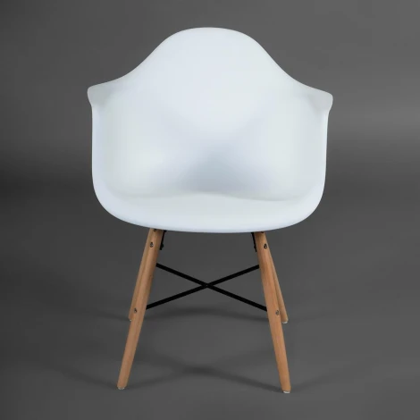 Кресло CINDY (EAMES) (mod. 919) черный/black with natural legs (дерево береза/металл/сиденье пластик)