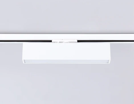Трековый однофазный светодиодный светильник Ambrella Track System GL6763 (220V)
