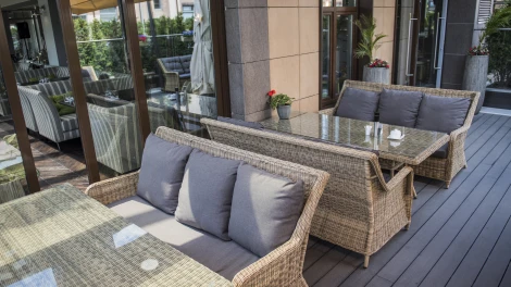 Диван трехместный из искусственного ротанга, цвет соломенный 4SIS Гляссе YH-C3579W-2