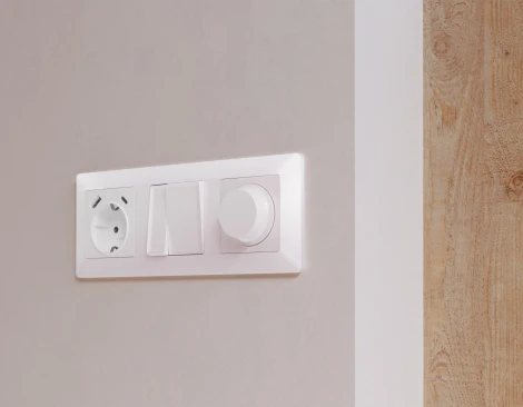 Лицевая панель Ambrella Volt ALFA (Жемчуг) для электрической розетки с заземлением со шторками 2USB A+A QUANT AP2100