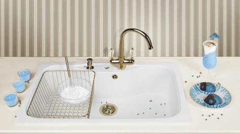 Смеситель Omoikiri Okinawa G для кухонной мойки