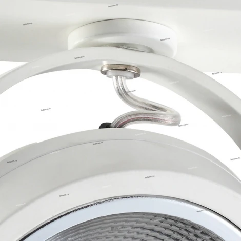 Накладной точечный светильник Novotech Snail 357560