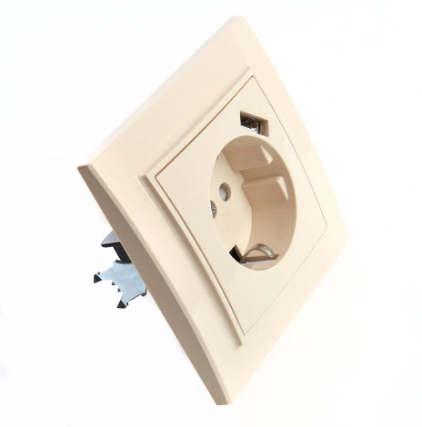 Розетка с заземлением, шторками и USB (слоновая кость) Stekker Эрна 39237