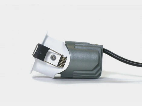 Светильник встраиваемый 7Вт 55° IP65 белый 3000К поворотный SWG RC RC-D52-7-WH-WW65