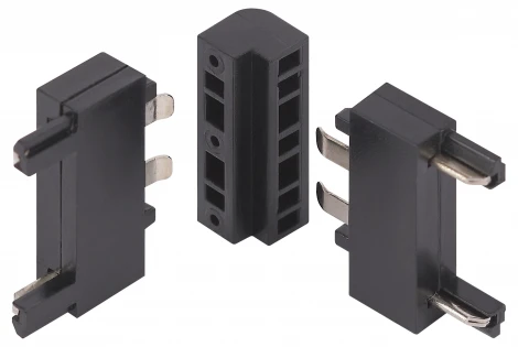 Коннектор угловой для магнитного шинопровода ЭРА TRM-S5-CCW BK