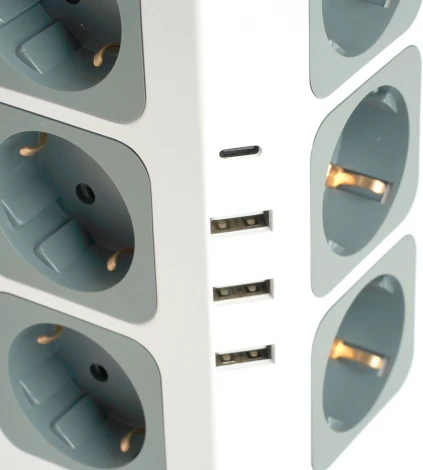 Удлинитель 12-и местный 1,5 метра с заземлением 3хUSB Type A+C Stekker Comfort 49991