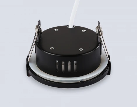 Светильник встраиваемый IP44 Ambrella Techno Spot TN6632