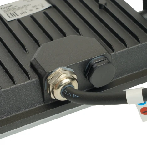 Светодиодный прожектор Feron LL-942 51045