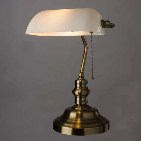 Интерьерная настольная лампа Arte Lamp Banker A2493LT-1AB (220V)