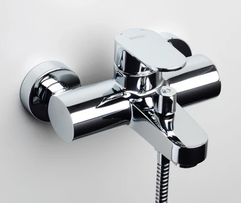 Смеситель Wasserkraft Donau 5301 для ванны с душем