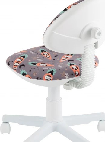 Кресло компьютерное детское УМКА Marconaft пластик белый Stool Group (арт.УТ000038773)
