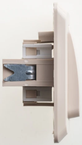 Выключатель встраиваемый одноклавишный (кремовый) Systeme Electric Этюд KC10-001K