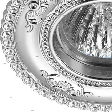 Встраиваемый точечный светильник Novotech Candi 370338