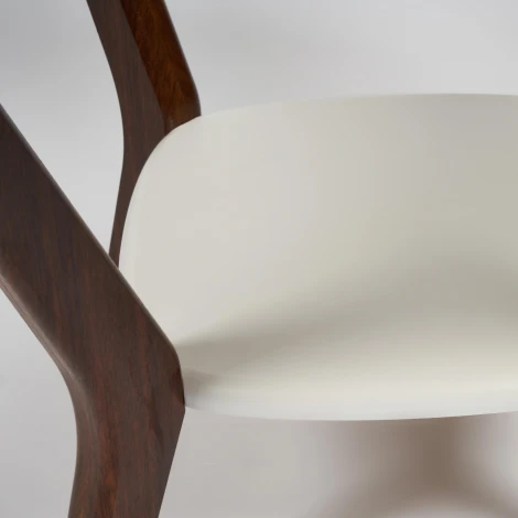 Стол журнальный GOODWIN белый (МДФ/дерево)