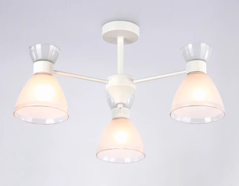 Потолочная люстра на штанге Ambrella Traditional TR3177 (220V)