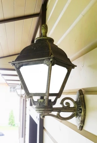 Настенный фонарь уличный Fumagalli Cefa U23.131.000.BYF1R (220V, IP55)