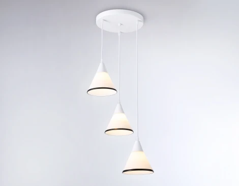 Подвесной светильник Ambrella Traditional TR3167 (220V, на проводе)