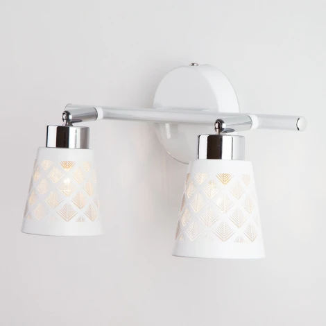 Спот Eurosvet Snowy 20060/2 белый