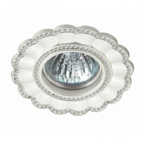 Встраиваемый точечный светильник Novotech Candi 370345