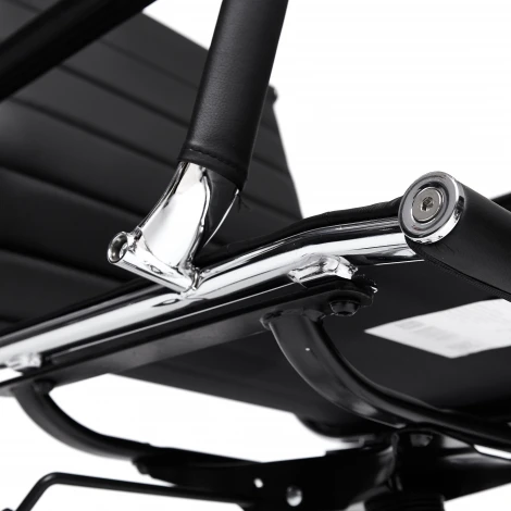 Кресло URBAN-LOW бежевый (кож/зам)