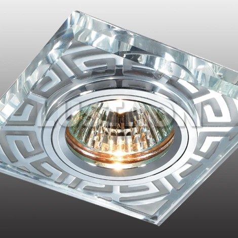Встраиваемый точечный светильник Novotech Maze 369586