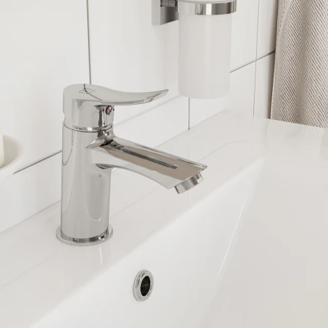 Смеситель Milardo Amplex AMPSB00M01 для раковины