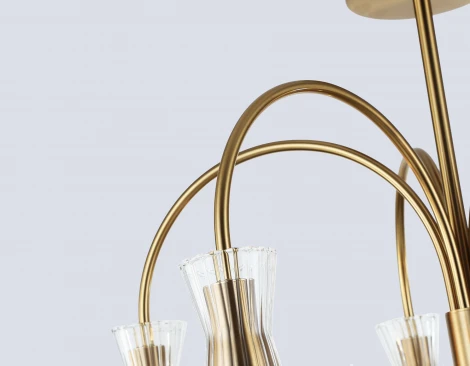 Потолочная люстра на штанге Ambrella High Light LH55701