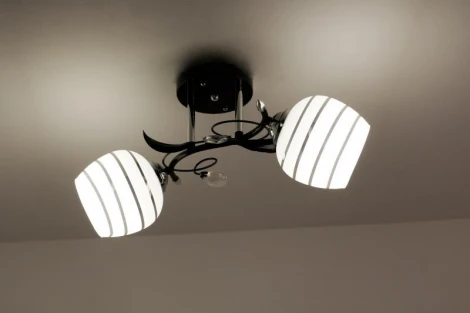 Потолочная люстра Lampex Milton 520/2