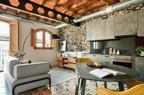 Стол обеденный La Forma (ex Julia Grup) Maryse (Дерево,Ясень,МДФ,Каучук)