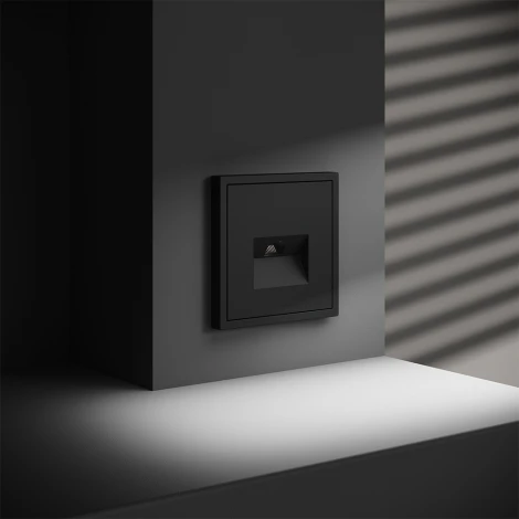 Розетка Ethernet RJ-45 (черный матовый) Voltum S70 VLS060108