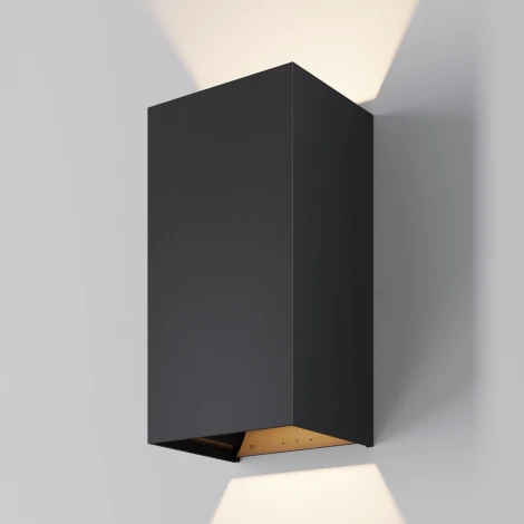 Настенный уличный светильник светодиодный Maytoni Outdoor Drape O525WL-L20B3K