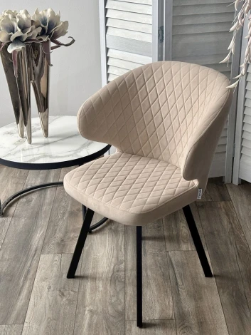 Стул ХИЛТОН 360 град., цвет B03 Бежевый, велюр / черный каркас M-City 64644