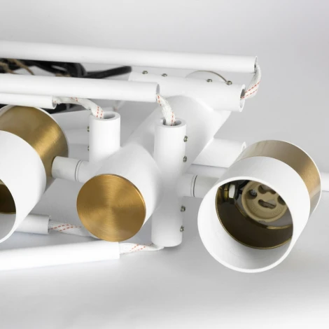 Потолочная люстра на штанге Lussole Gilbert LSP-8828 (220V, IP21)